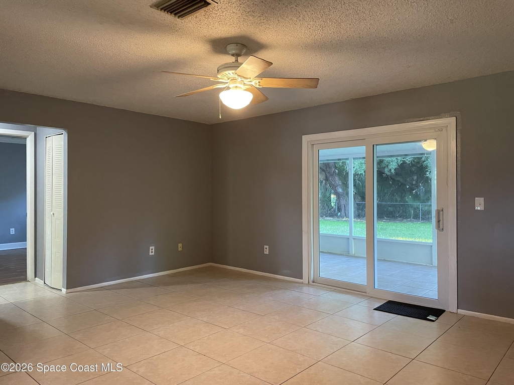 890 Nw Serenade Street Nw - Photo 7