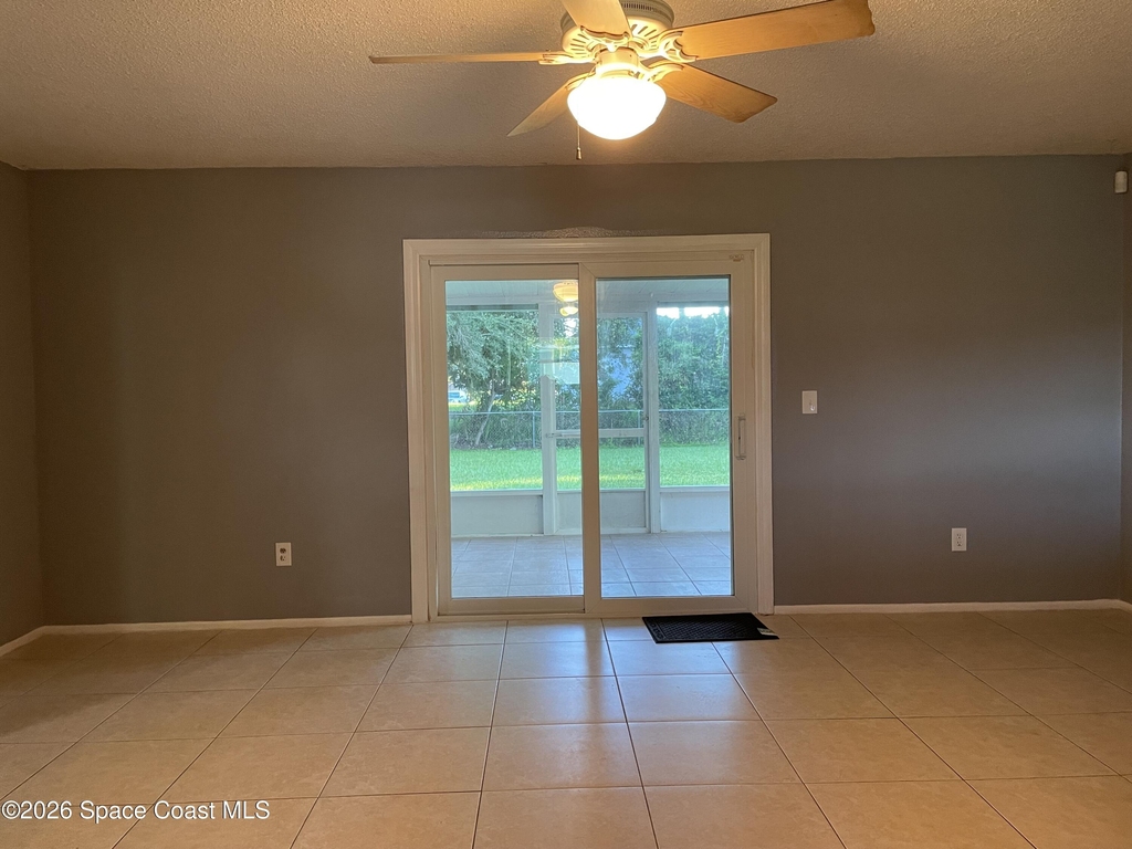 890 Nw Serenade Street Nw - Photo 5
