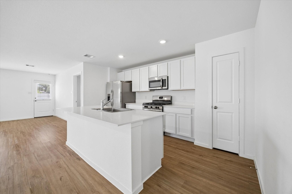 21583 Casavatore Dr - Photo 7