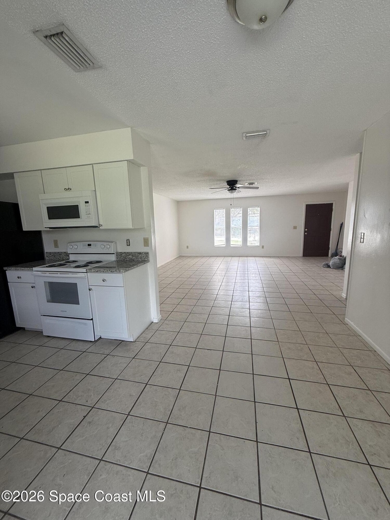 3920 Essex Street - Photo 2