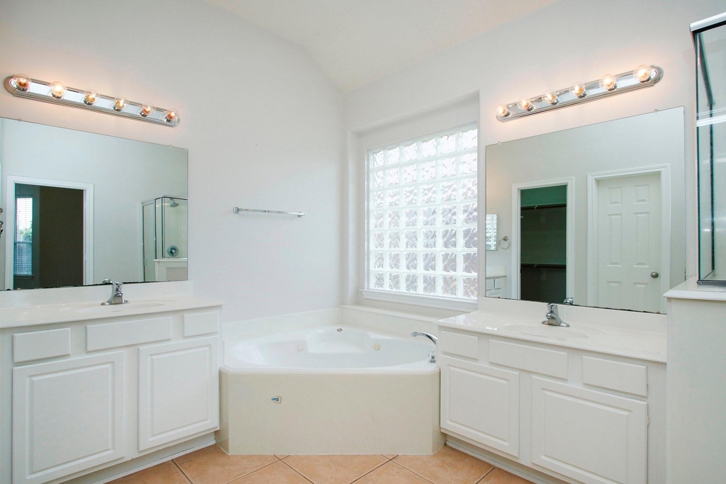 2414 Hannover Valley Court - Photo 30