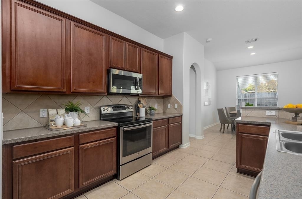 2414 Hannover Valley Court - Photo 20