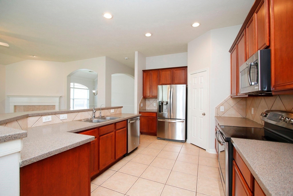 2414 Hannover Valley Court - Photo 23