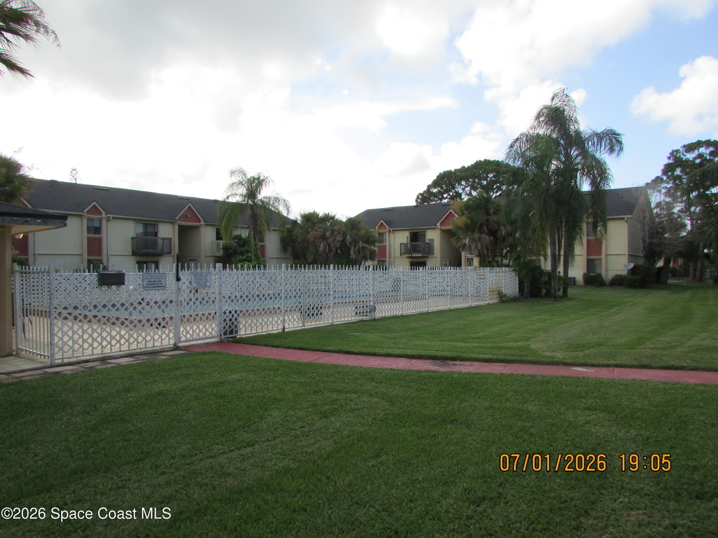 2190 Forest Knoll Drive Ne - Photo 1