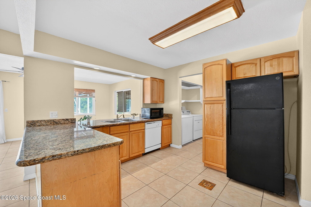1340 Mariposa Drive Ne - Photo 14