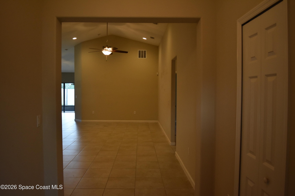 518 Dillard Drive Se - Photo 2