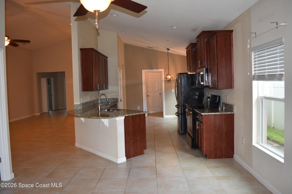 518 Dillard Drive Se - Photo 3