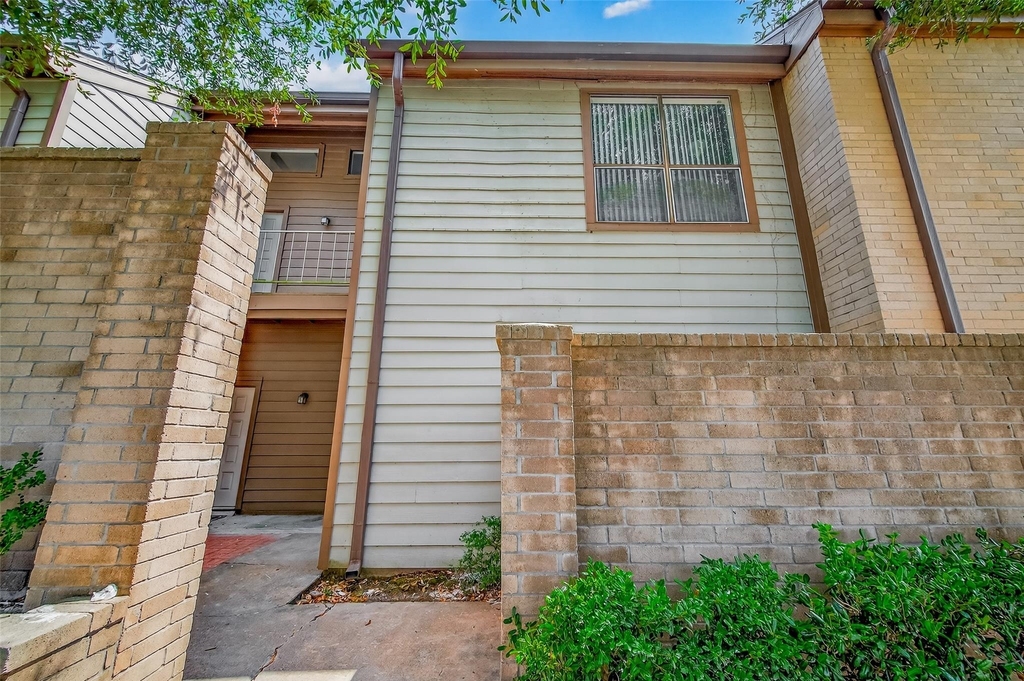8205 Sands Point Drive - Photo 19