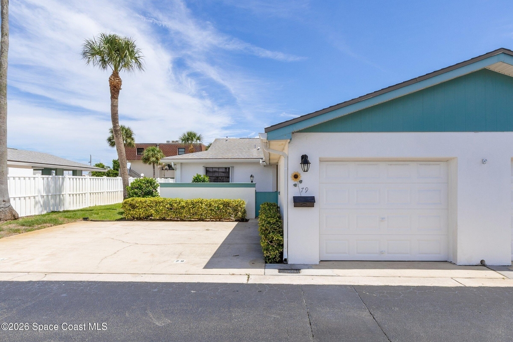 290 Paradise Boulevard - Photo 3