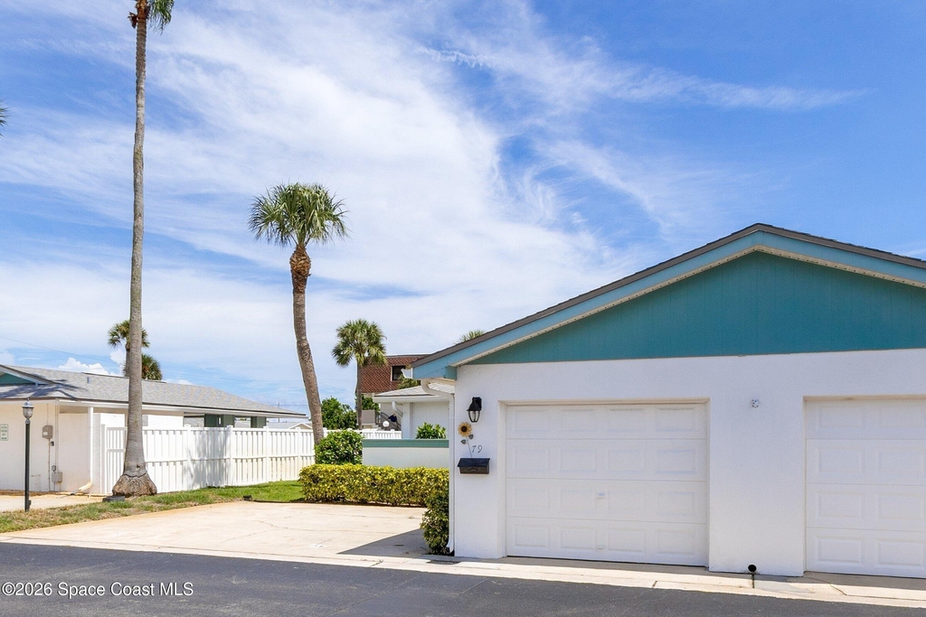 290 Paradise Boulevard - Photo 4