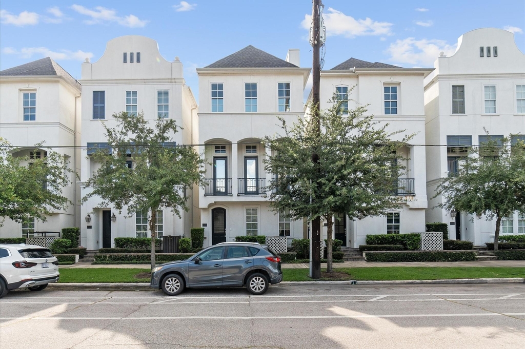 2326 Hutchins Street - Photo 0