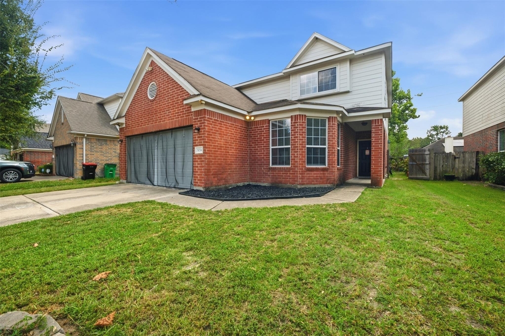 5034 Forest Hurst Drive - Photo 25