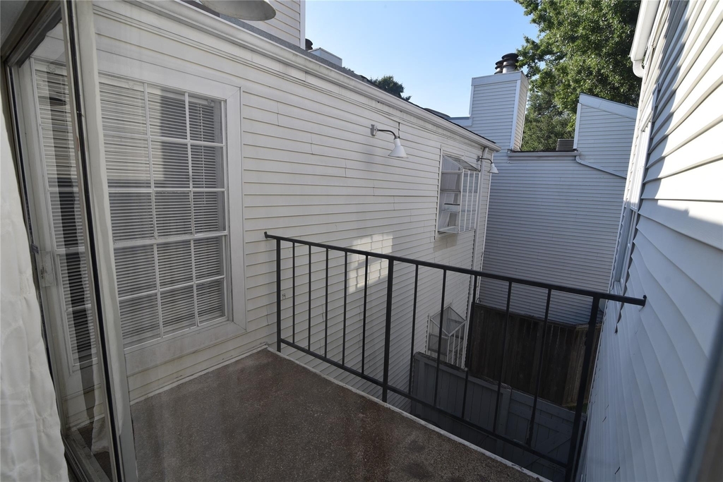 9809 Richmond Avenue - Photo 12