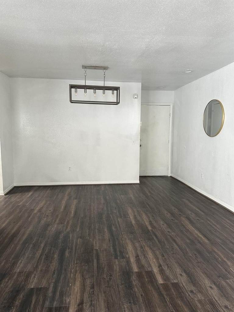 9809 Richmond Avenue - Photo 2