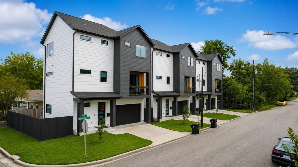 3514 Arlington Street - Photo 1
