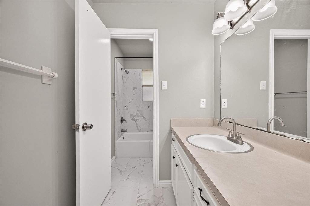 611 Dogwood Trail - Photo 11