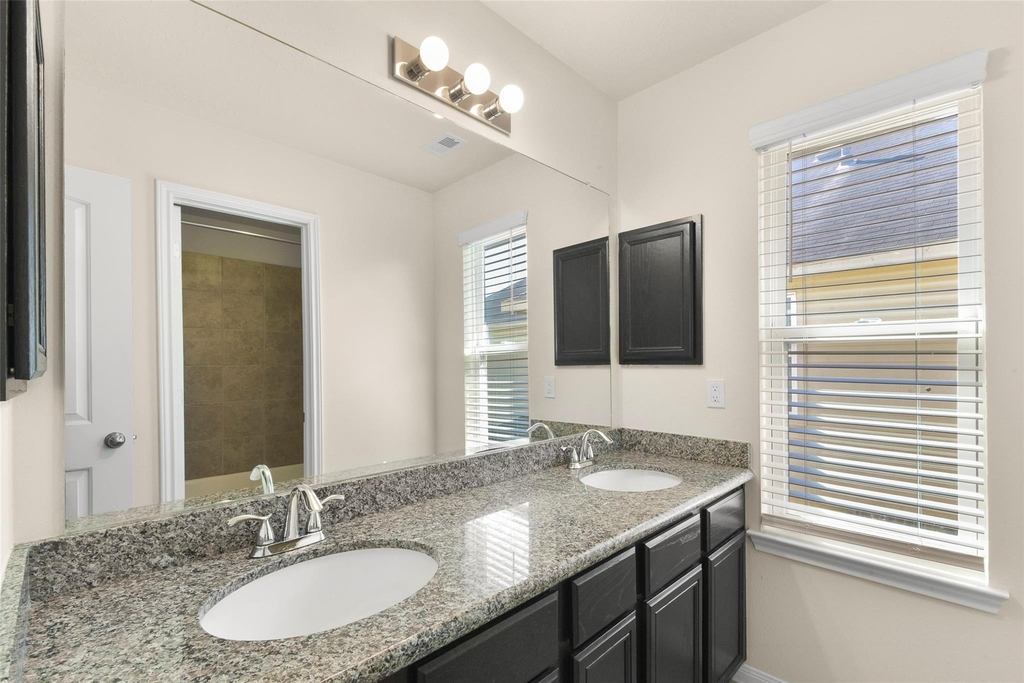 11711 Red Hummingbird Drive - Photo 19