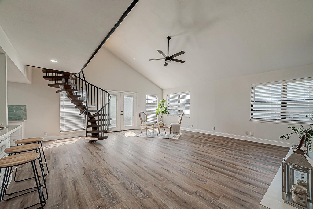 976 Bonita Street - Photo 26