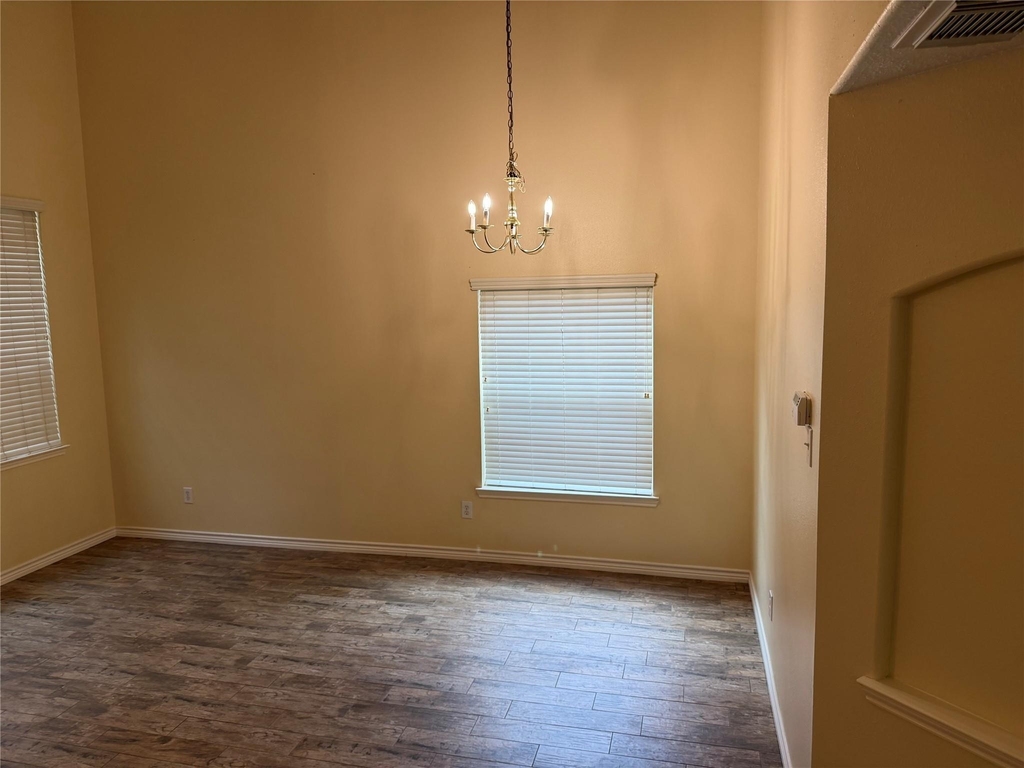 3031 Peerless Pass Ct - Photo 8