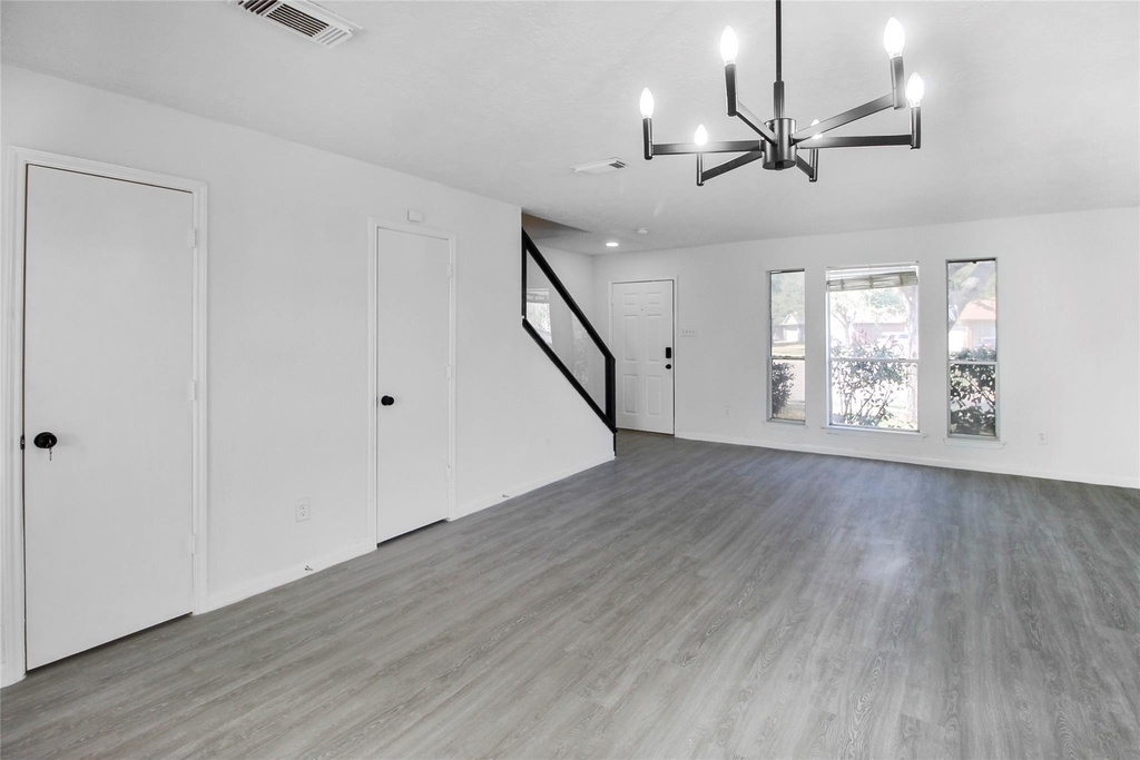 511 Chaseway Drive - Photo 9