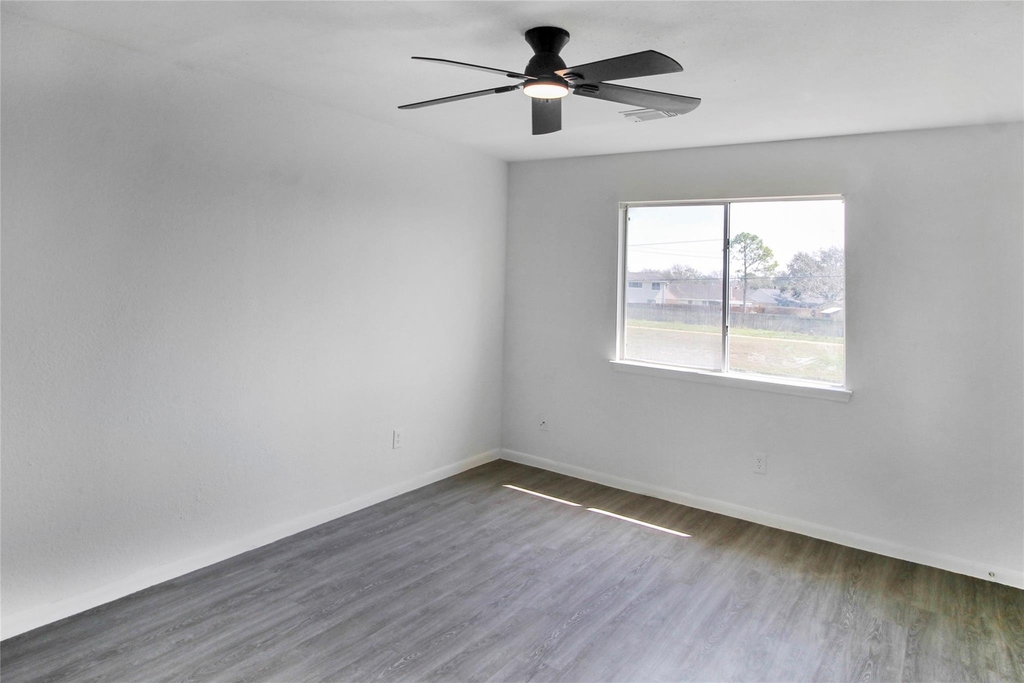 511 Chaseway Drive - Photo 18