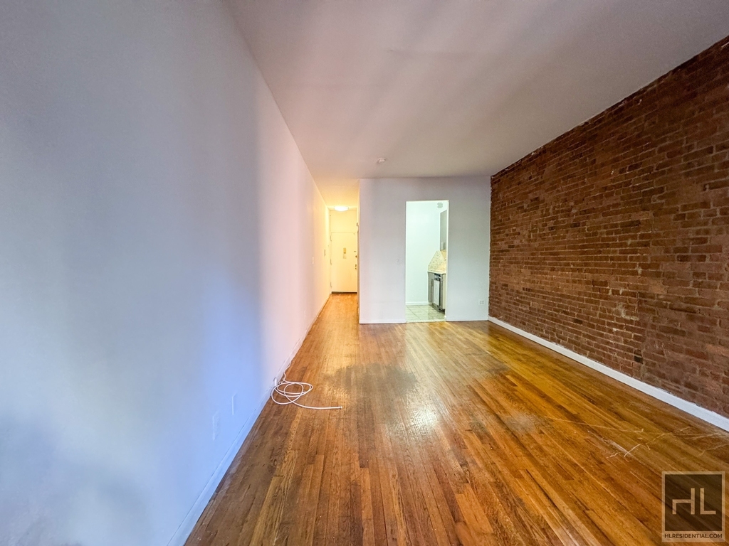 East 80 Street - Photo 0