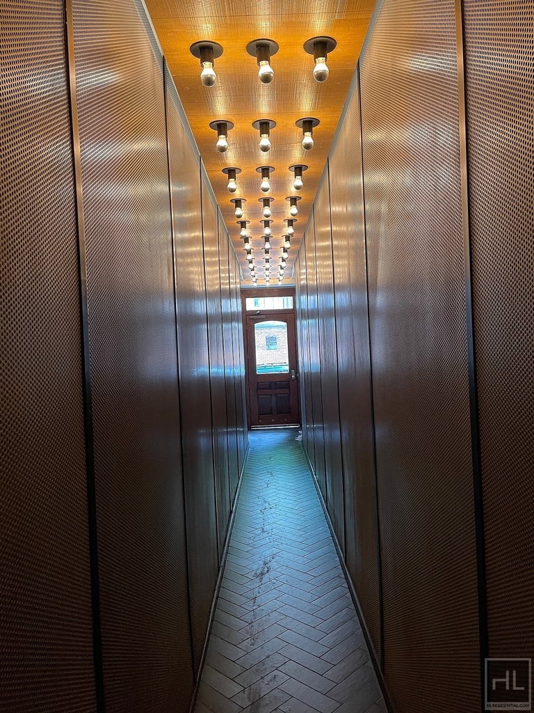 Mott Street - Photo 4