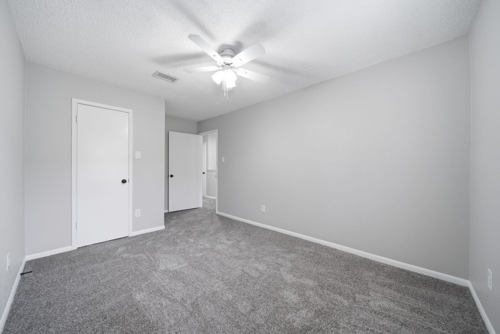 14535 Misty Meadow Lane - Photo 26