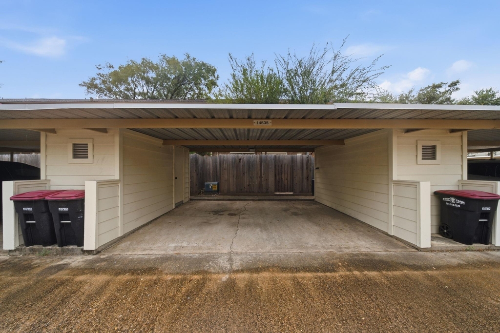 14535 Misty Meadow Lane - Photo 32
