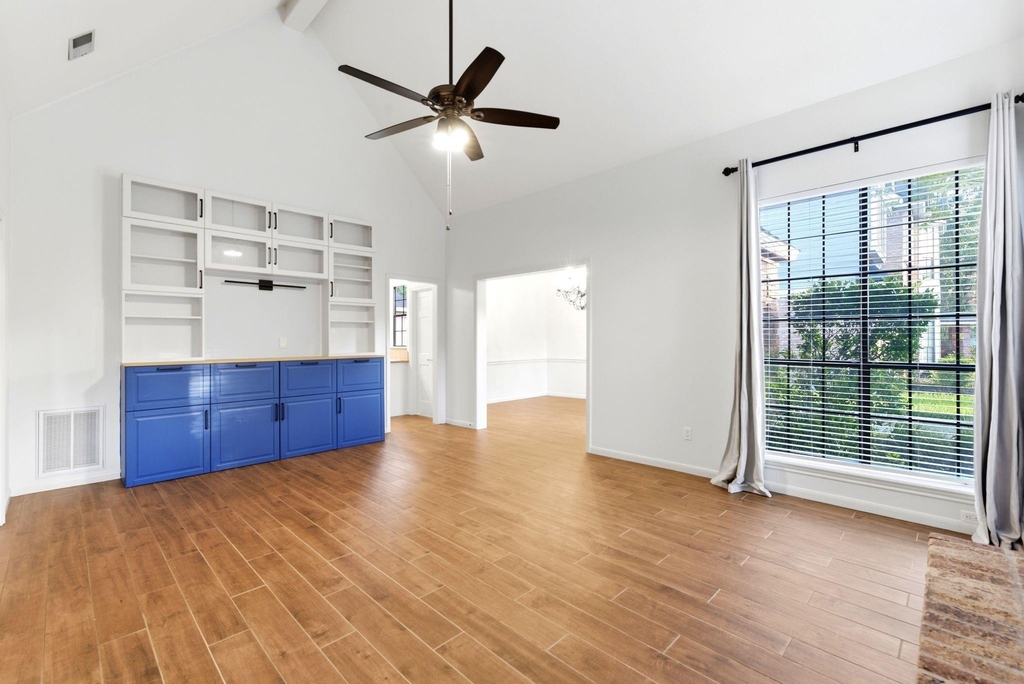 5626 Spring Lodge Drive - Photo 8