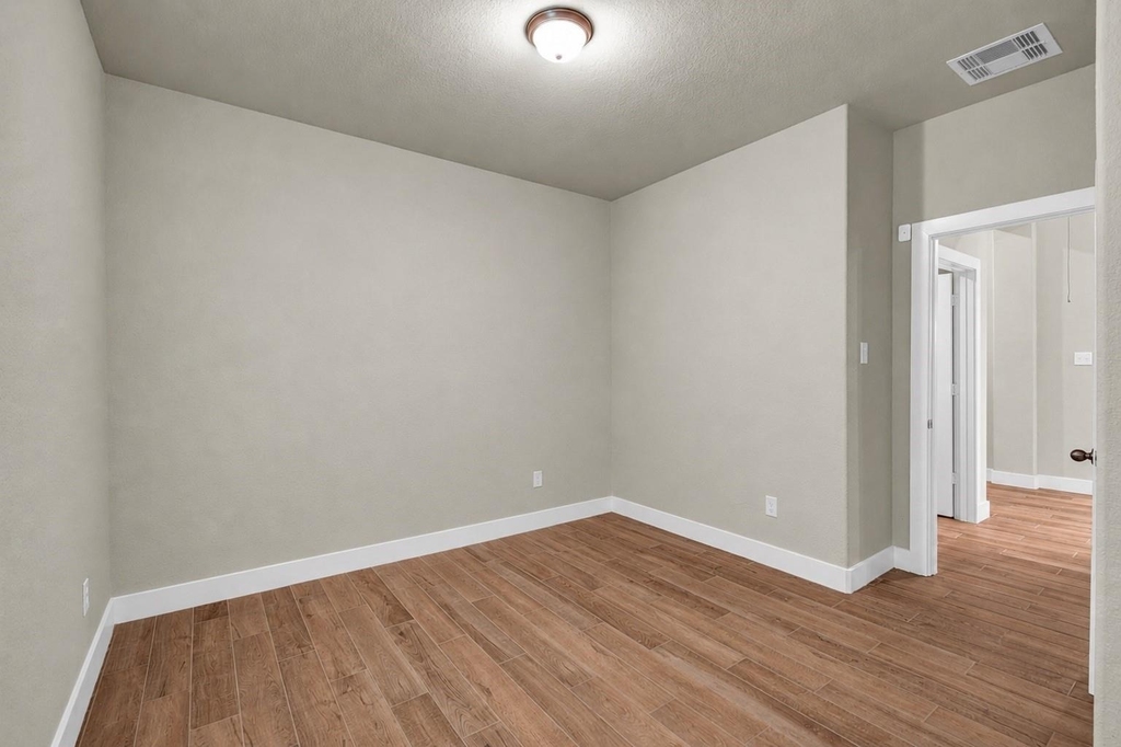 411 S Amherst Drive - Photo 24