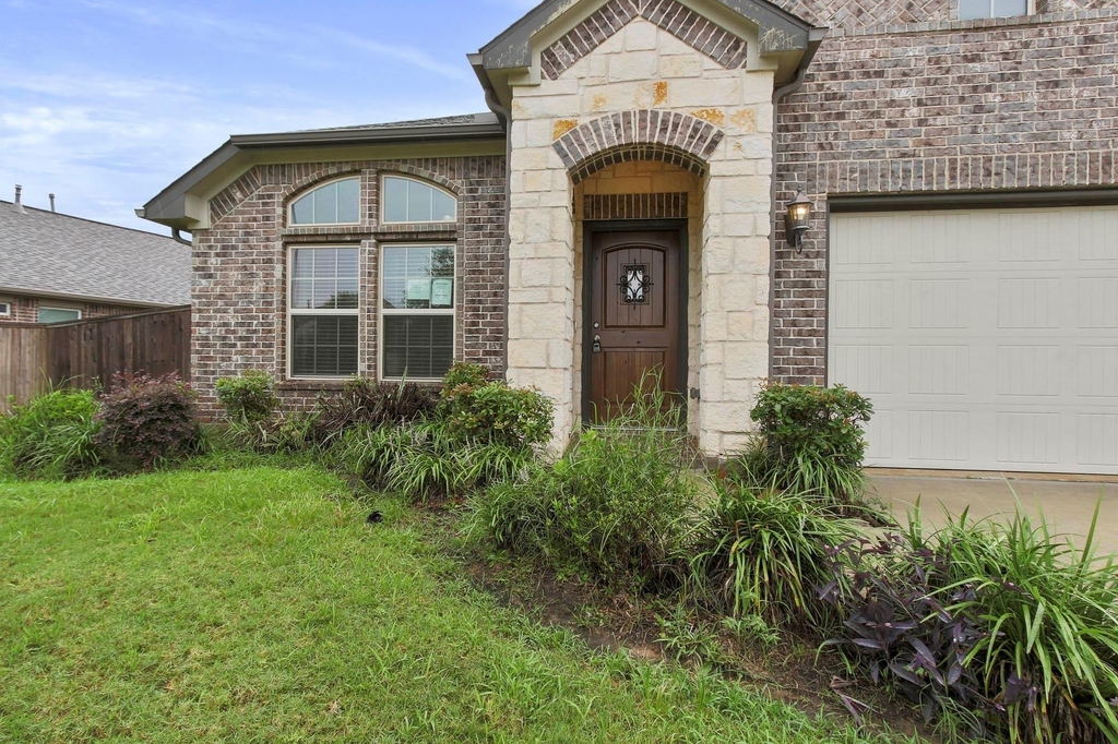 9735 Stratton Ridge Drive - Photo 3