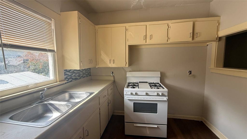2010 Taft Street - Photo 3