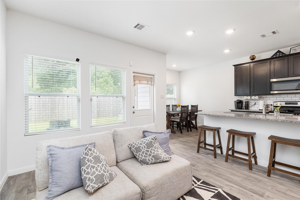 12990 Sorrento Bay Drive - Photo 4