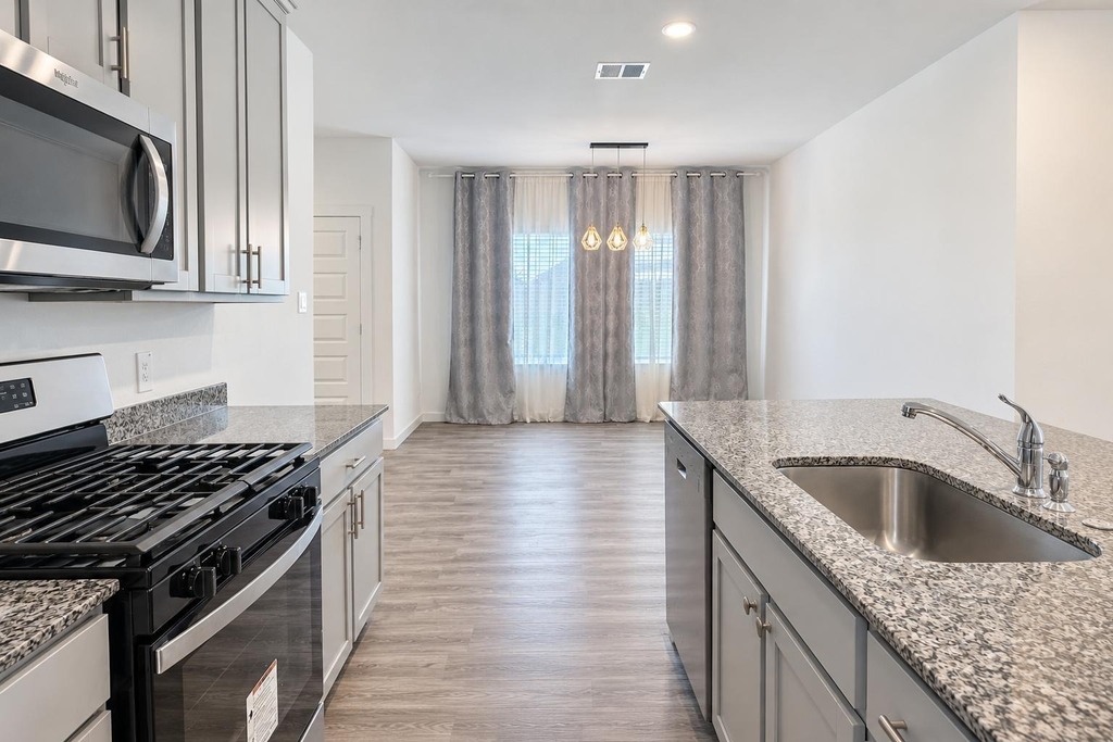 31606 Whittis Hill Way - Photo 2