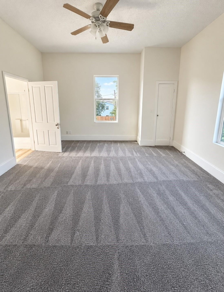 1523 21st Avenue - Photo 3