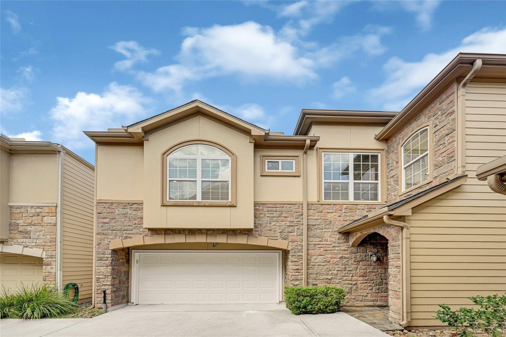 5712 Cornish Street - Photo 2