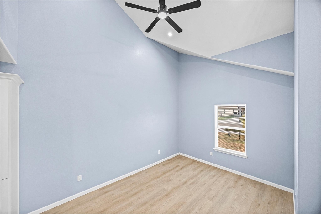 331 Tite St - Photo 8