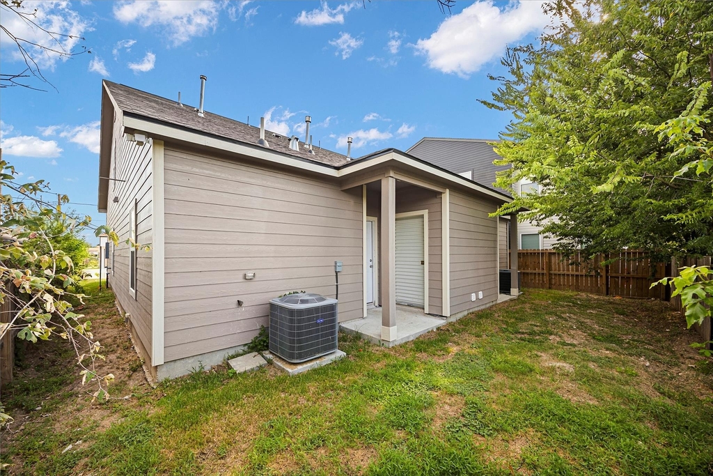 331 Tite St - Photo 24
