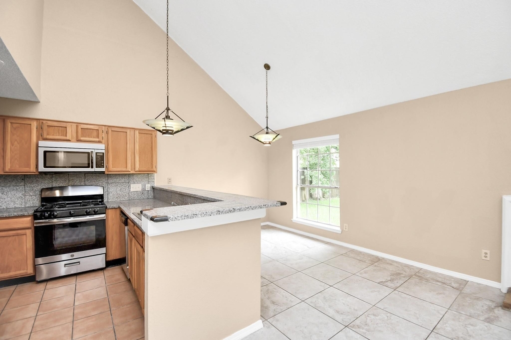 2822 Great Lakes Avenue - Photo 19