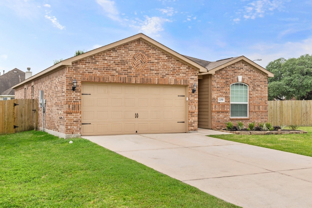 12059 Powderhorn Lane - Photo 1