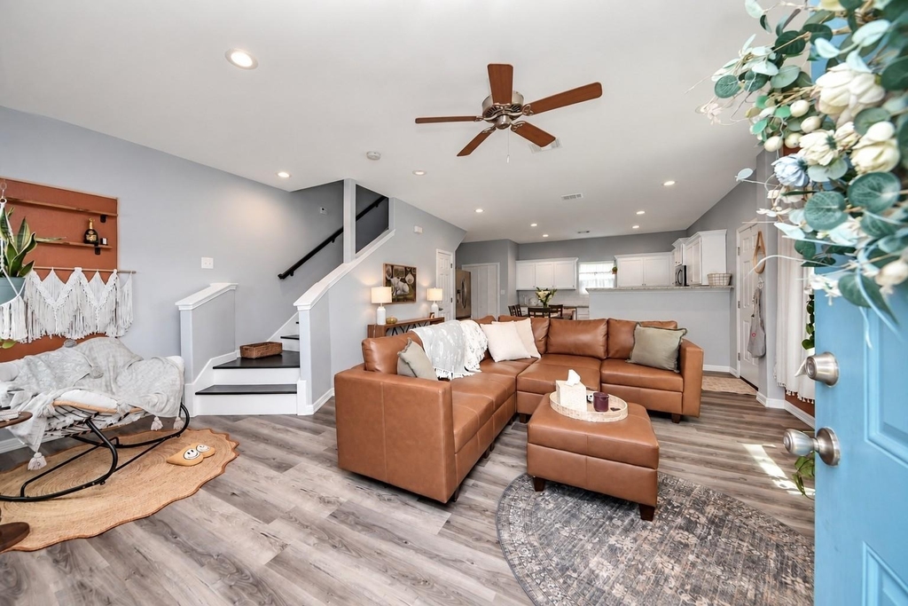 8626 Williamsdell Street - Photo 9