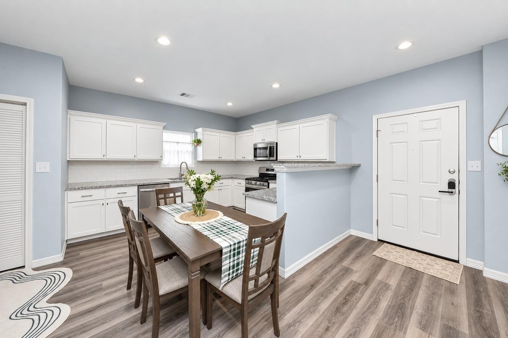 8626 Williamsdell Street - Photo 1