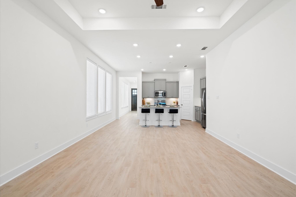 325 Mallorn Lane - Photo 10