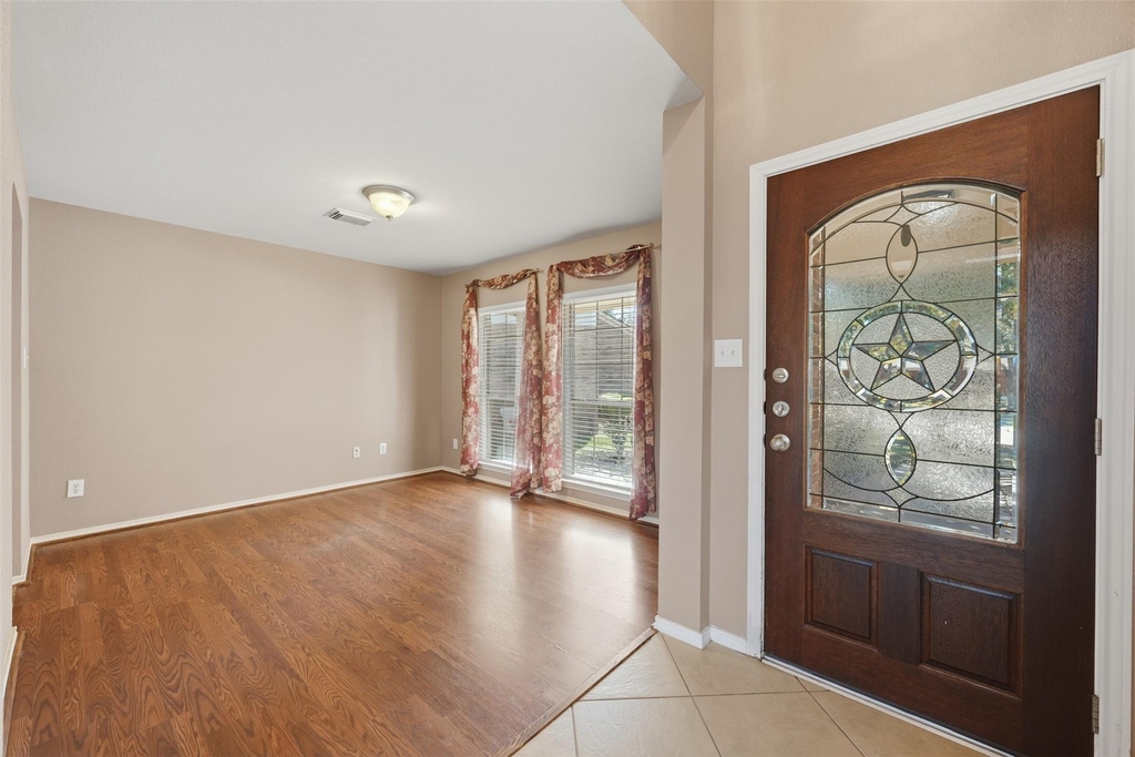 26038 Palmdale Estate Drive - Photo 7