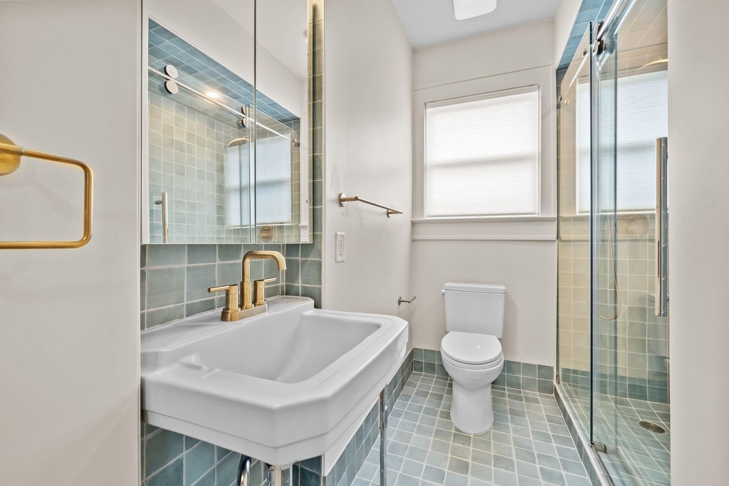 1429 Munger Street - Photo 6