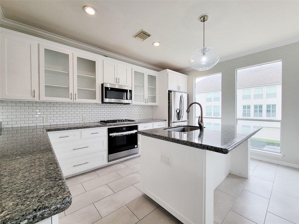 1315 Oneil Street - Photo 7