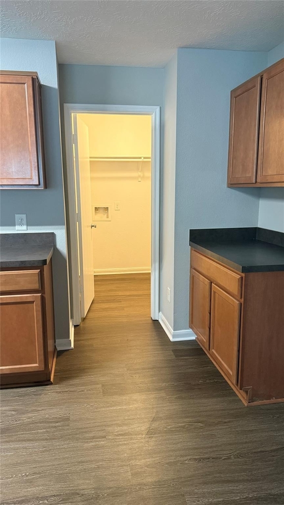 1022 Hummingbird Point Lane - Photo 2