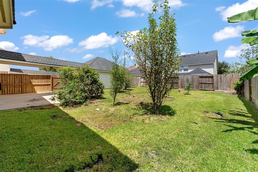 6518 Felicia Oaks Trail - Photo 43