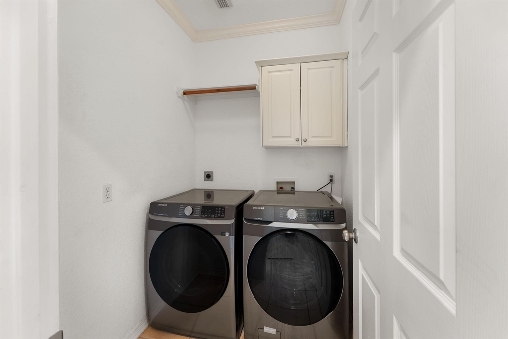 6518 Felicia Oaks Trail - Photo 40